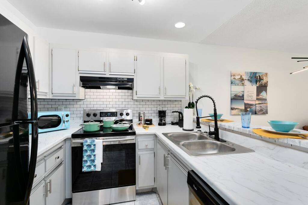 Oasis 105 - Blue Bliss Apartment Titusville Bagian luar foto