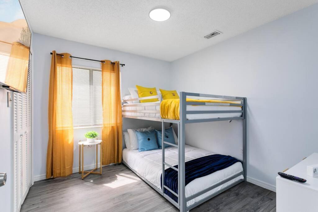Oasis 105 - Blue Bliss Apartment Titusville Bagian luar foto